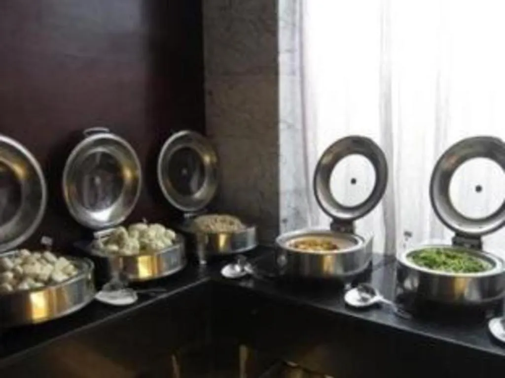 Biway Fashion Hotel - Puyang Lianhua