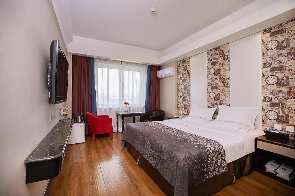 Biway Fashion Hotel - Puyang Lianhua